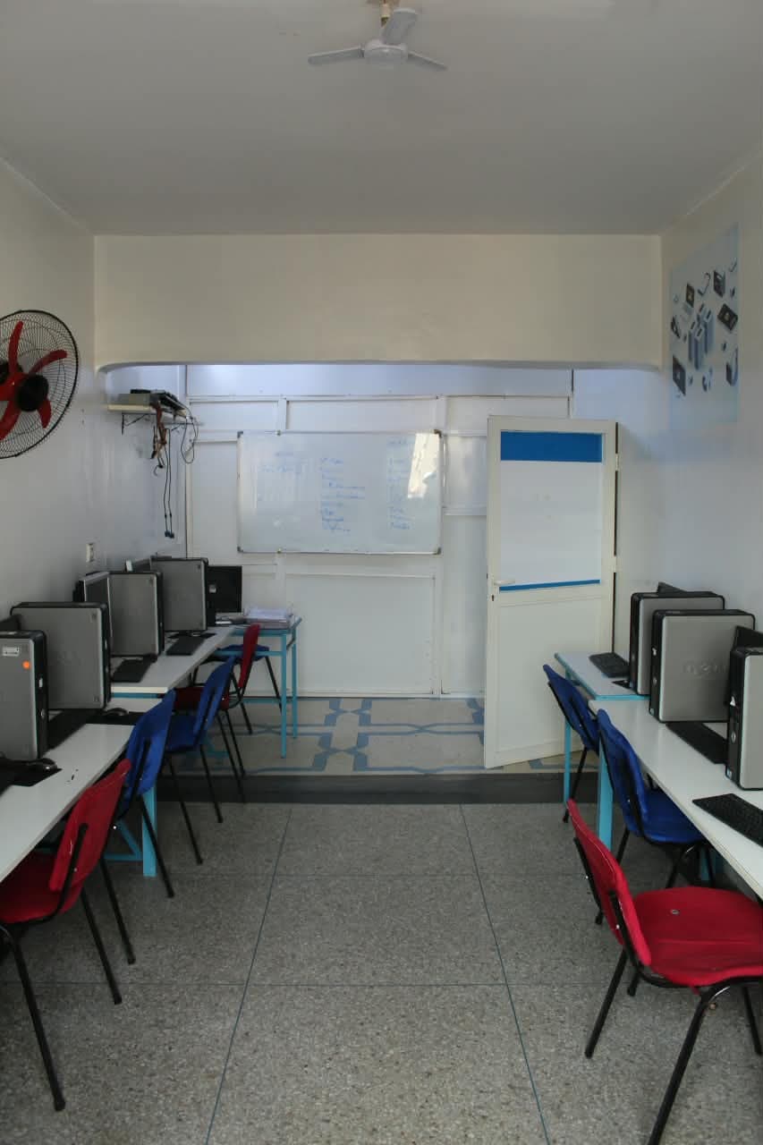 Salle informatique & tableau